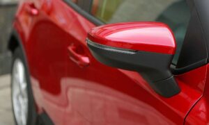 Tay nam cua Guong chieu hau VF5