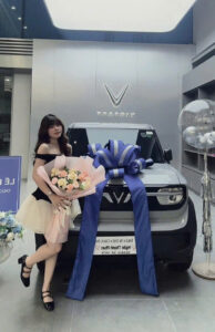 ban giao xe vinfast brvt 1