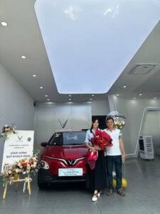 ban giao xe vinfast brvt 6